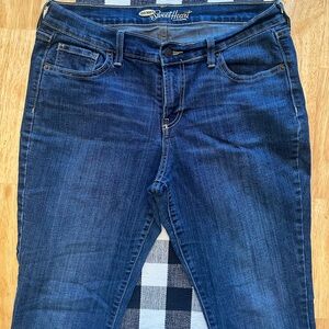 Old Navy Women’s Sweet Heart Jeans
Size : 10 short